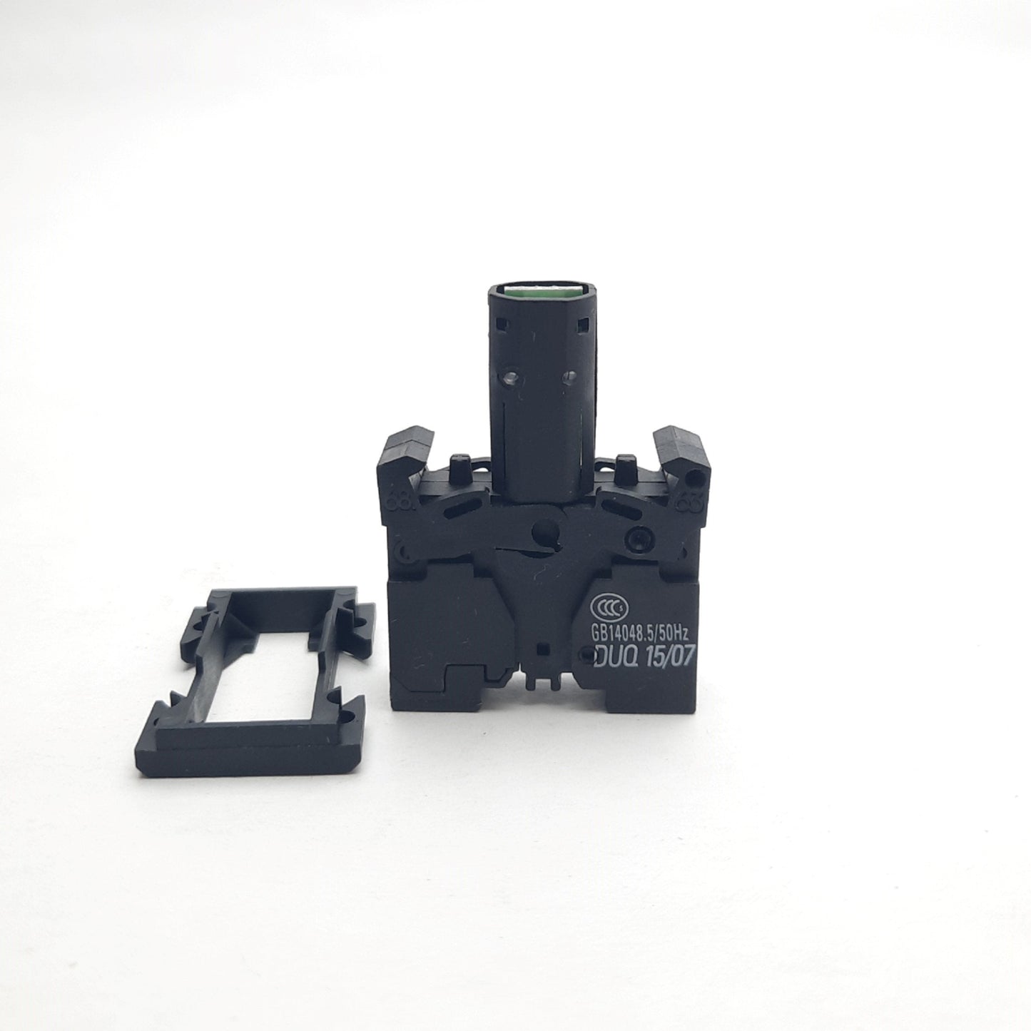 New – Open box SIEMENS 3SB3606-0AA31-0CC0 Push Button Switch, Yellow, 1NO + 1NC 400 VAC 10A