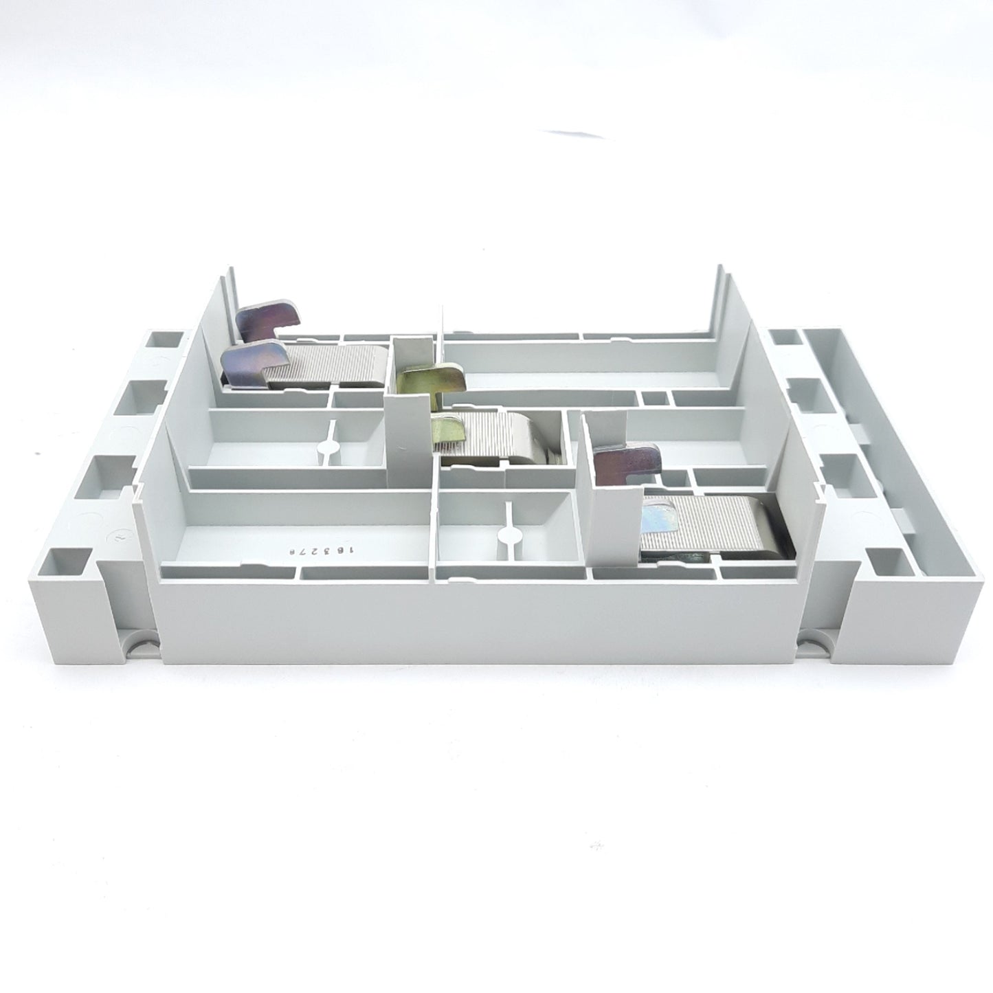 New Wohner 32157.000 EQUES 60Classic Busbar Adapter 570A 690VAC 3-Pole 140mm x 270mm