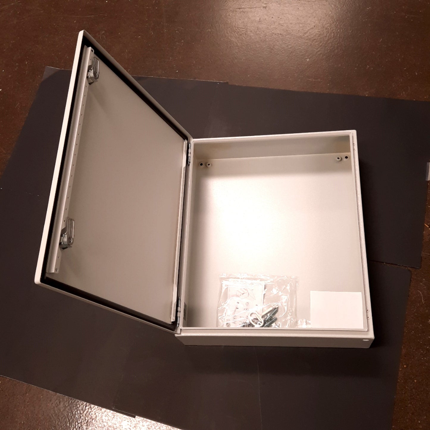 New Rittal 8017535 Electrical Enclosure, 500 x 600 x 150mm, Steel, NEMA 1 3R 4 12