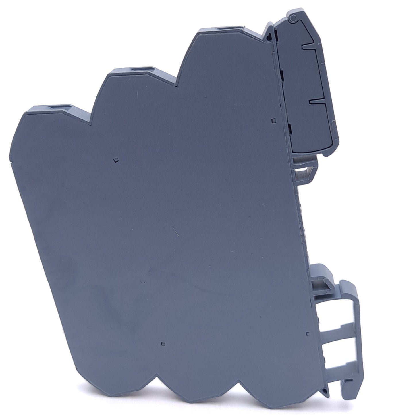 New – Open box Siemens 3RQ3018-1AB00 Relay Coupler, 1 Changeover Contact, 24VAC/DC, DIN Rail