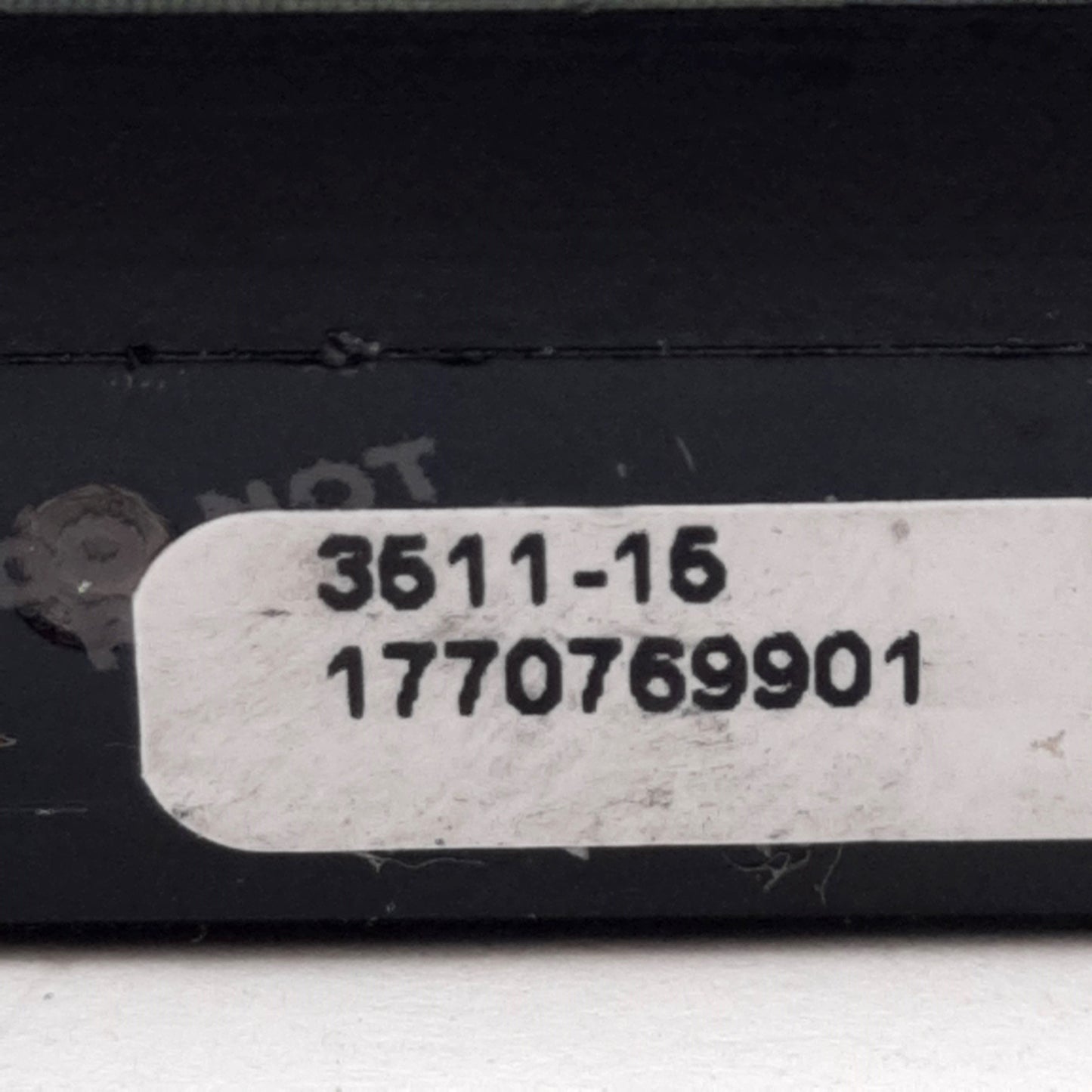 Used Parker 3511-15 Miniature Ball Bearing Slide, 1.5in Travel, 18lbs Normal Load