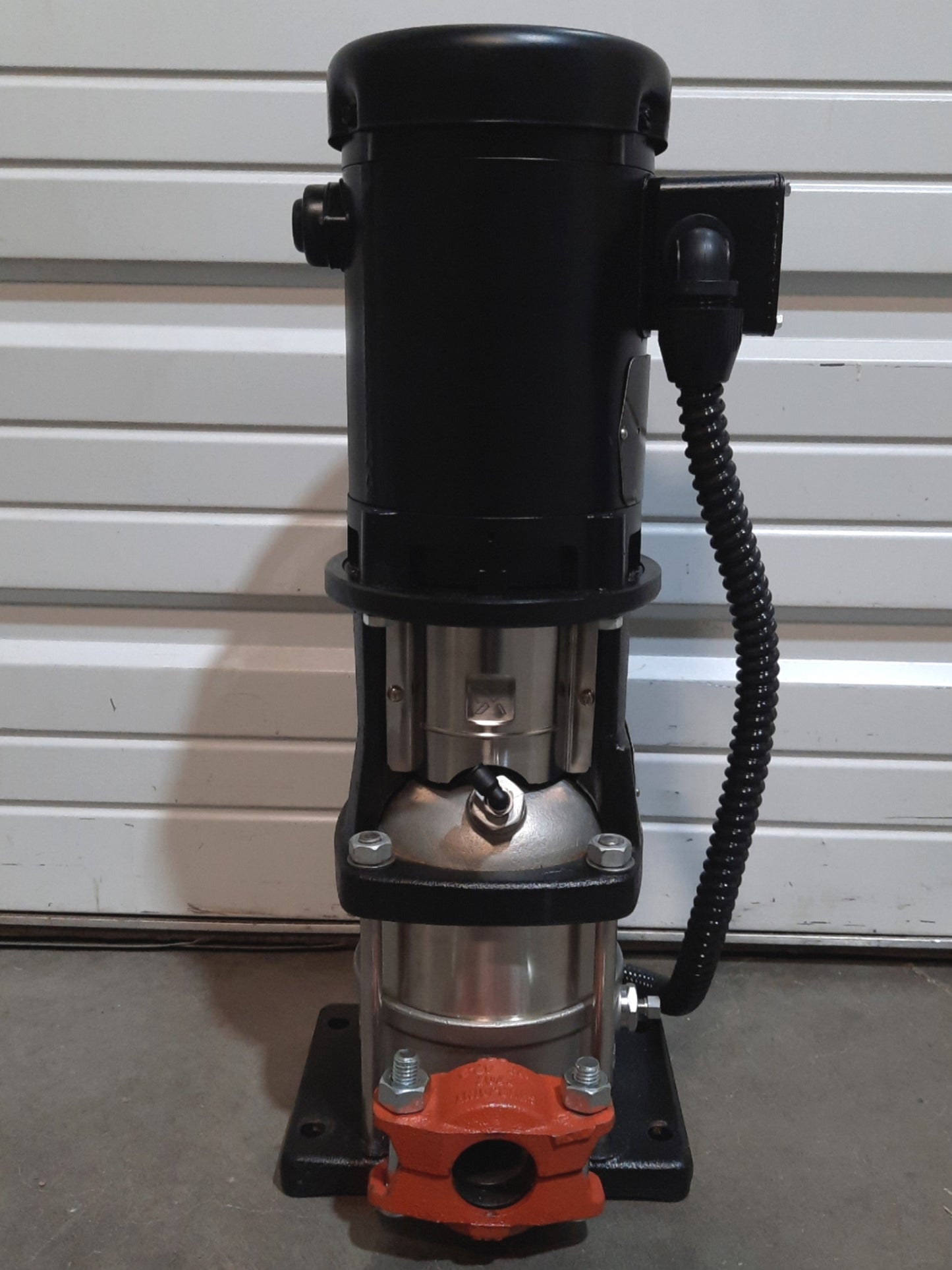 Used Grundfos CRN1-5 A-P-A-E-HQQE Vertical Centrifugal Pump .5HP 1-1/4"PJE 115/230VAC