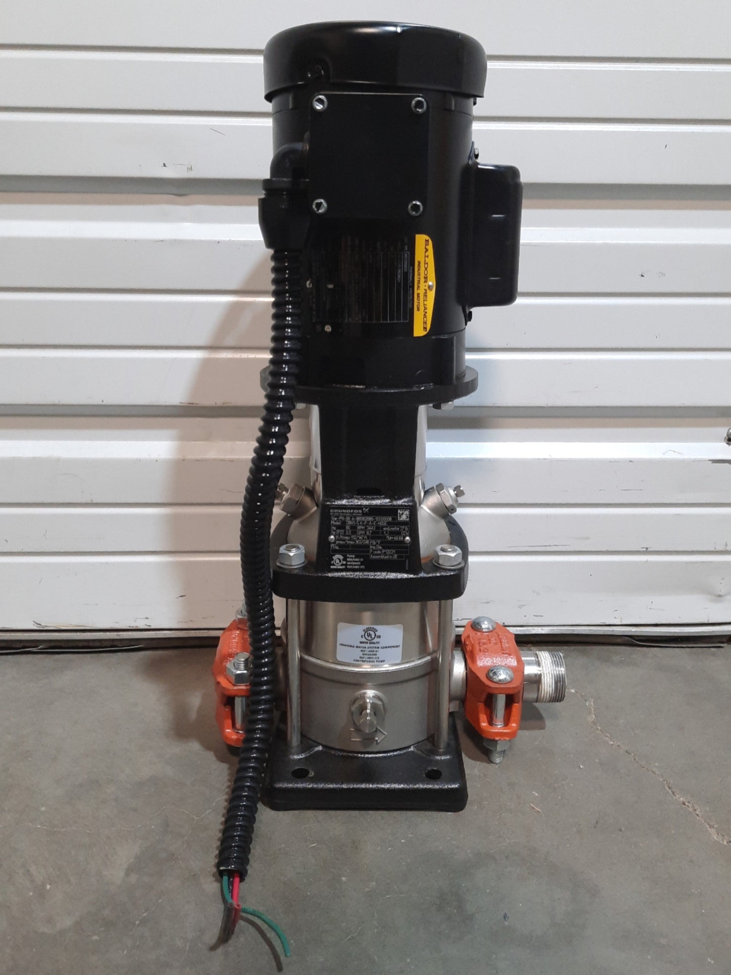 Used Grundfos CRN1-5 A-P-A-E-HQQE Vertical Centrifugal Pump .5HP 1-1/4"PJE 115/230VAC