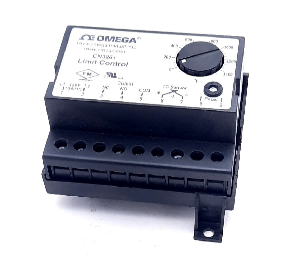 Used Omega CN3261-JF Temperature Controller 0-1400°F, 120VAC, 3A, SPDT