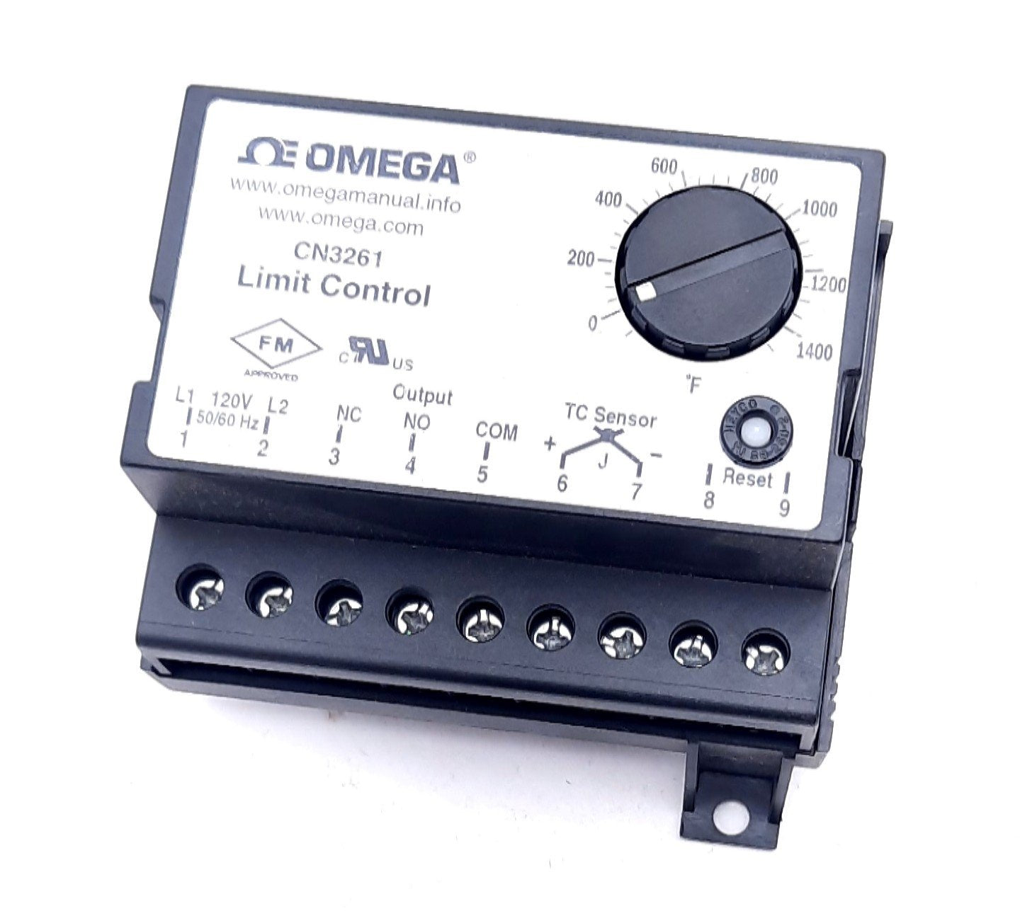 Used Omega CN3261-JF Temperature Controller 0-1400°F, 120VAC, 3A, SPDT