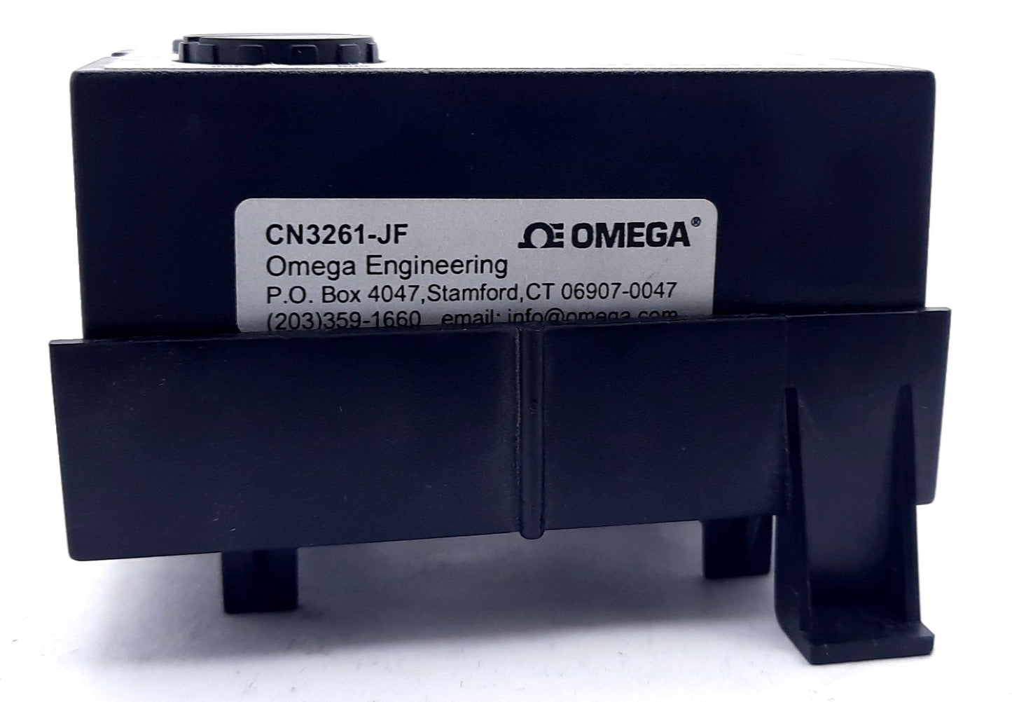Used Omega CN3261-JF Temperature Controller 0-1400°F, 120VAC, 3A, SPDT