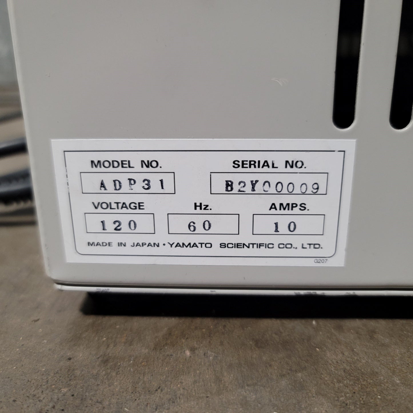 Used Yamato ADP-31 PID-Controlled Vacuum Drying Oven 1 Cu.Ft., 120VAC, 40-260°C
