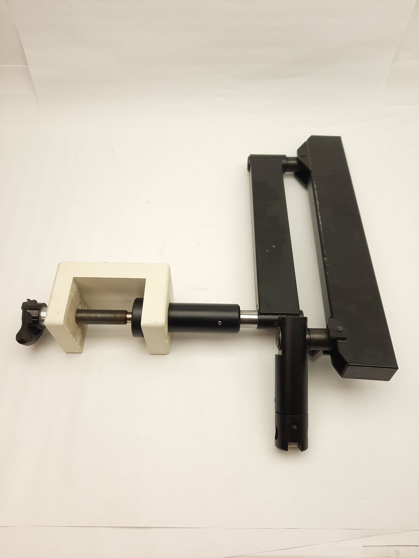 Used Microscope Articulating Arm Stand With Clamp, 30in Reach, ø5/8in Mount