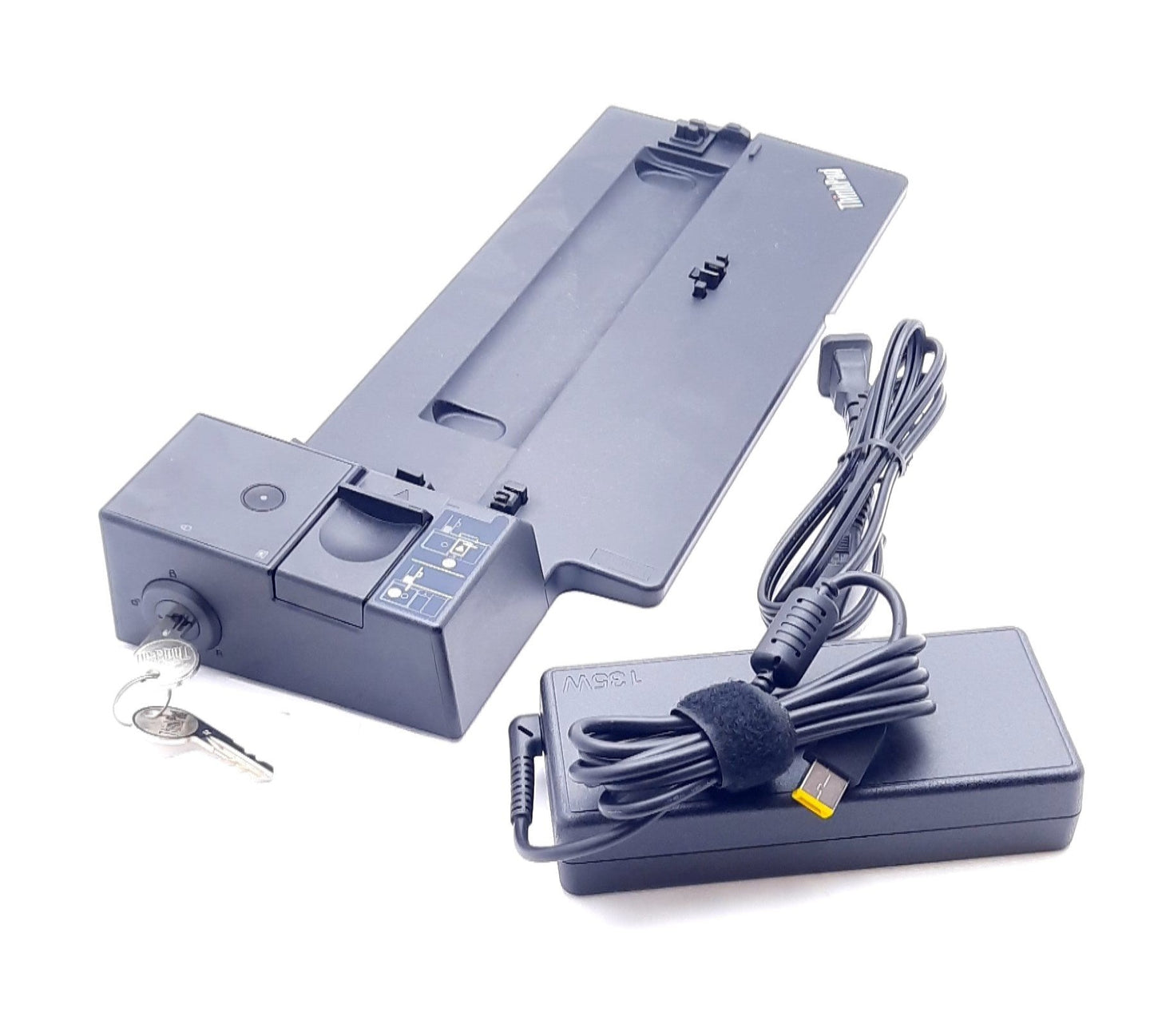 New Lenovo 40AH0135US ThinkPad Pro Docking Station USB Ports 5Gbps 5V 3A 20VDC 6.75A