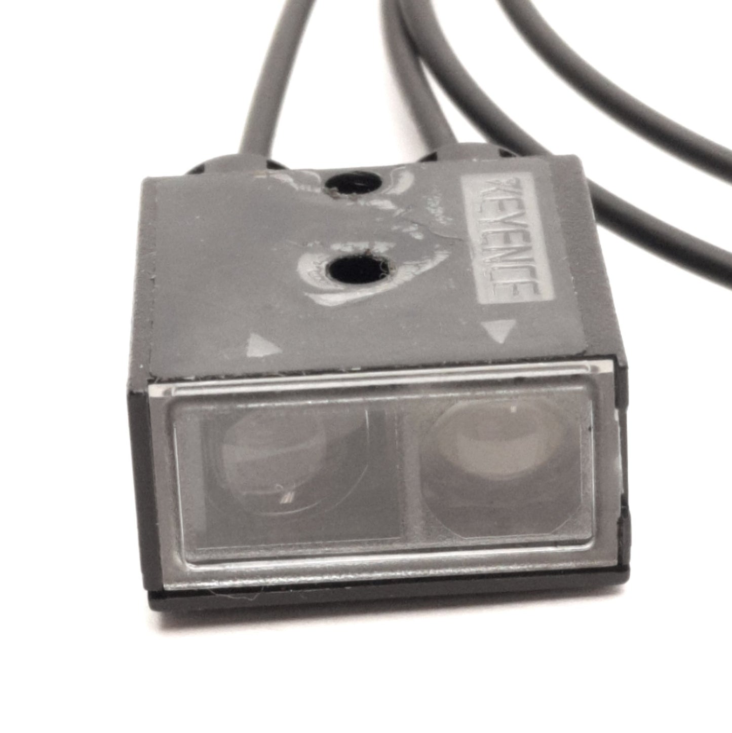 Used Lot of 2 Keyence CZ-40 Reflective Sensor Head, 70mm Detecting Area, 6mm Spot Min