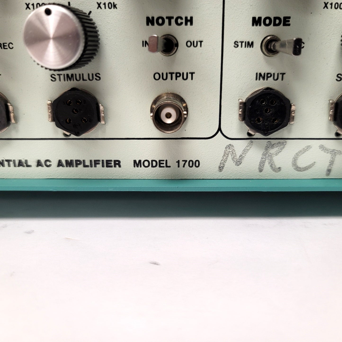 Used A-M Systems Model 1700 Differential AC Amplifier x100, x1000, x10k, 120VAC