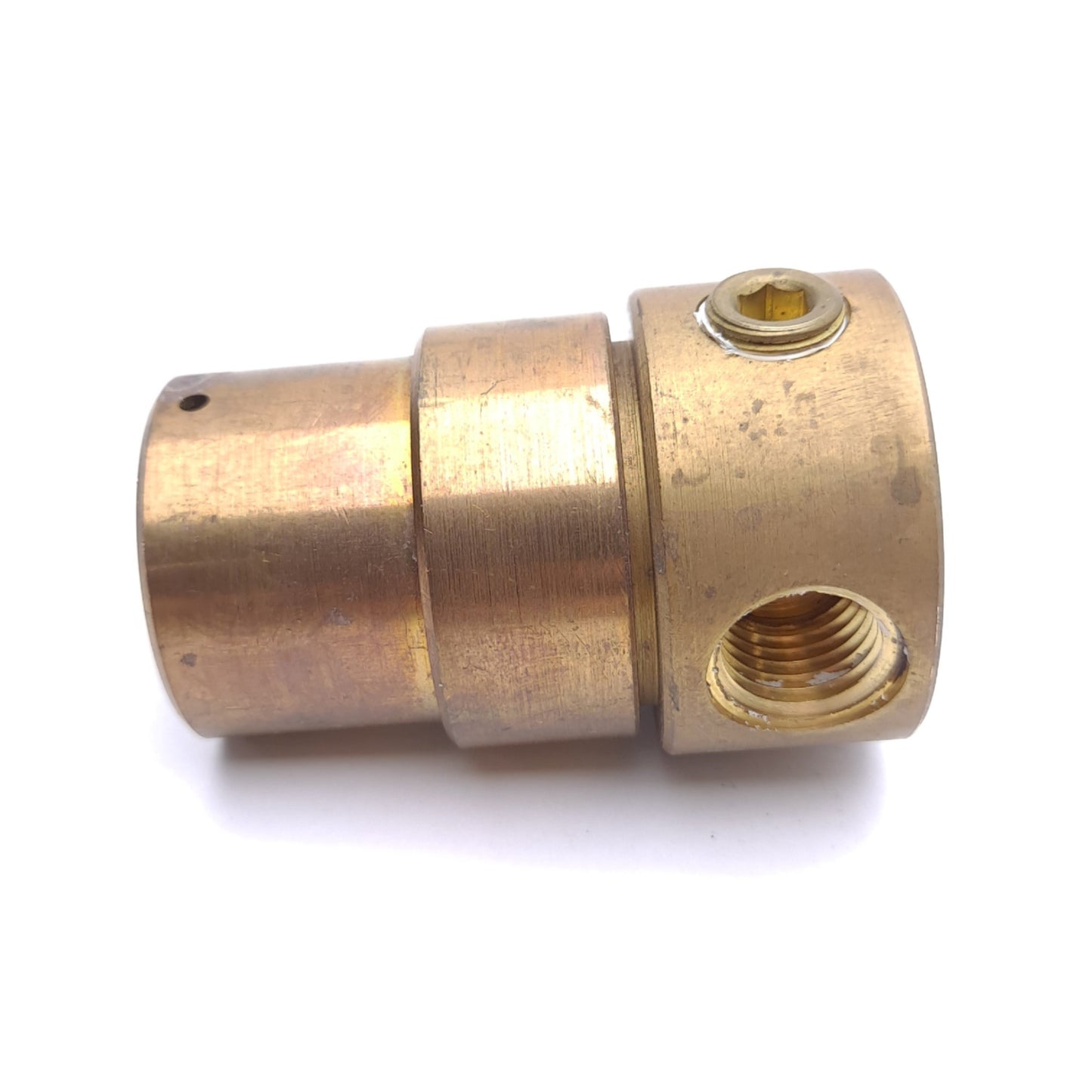 Used Norgren R16-200-R05A Pneumatic Regulator, 400psig Inlet, 5psig Outlet, 1/4in PTF