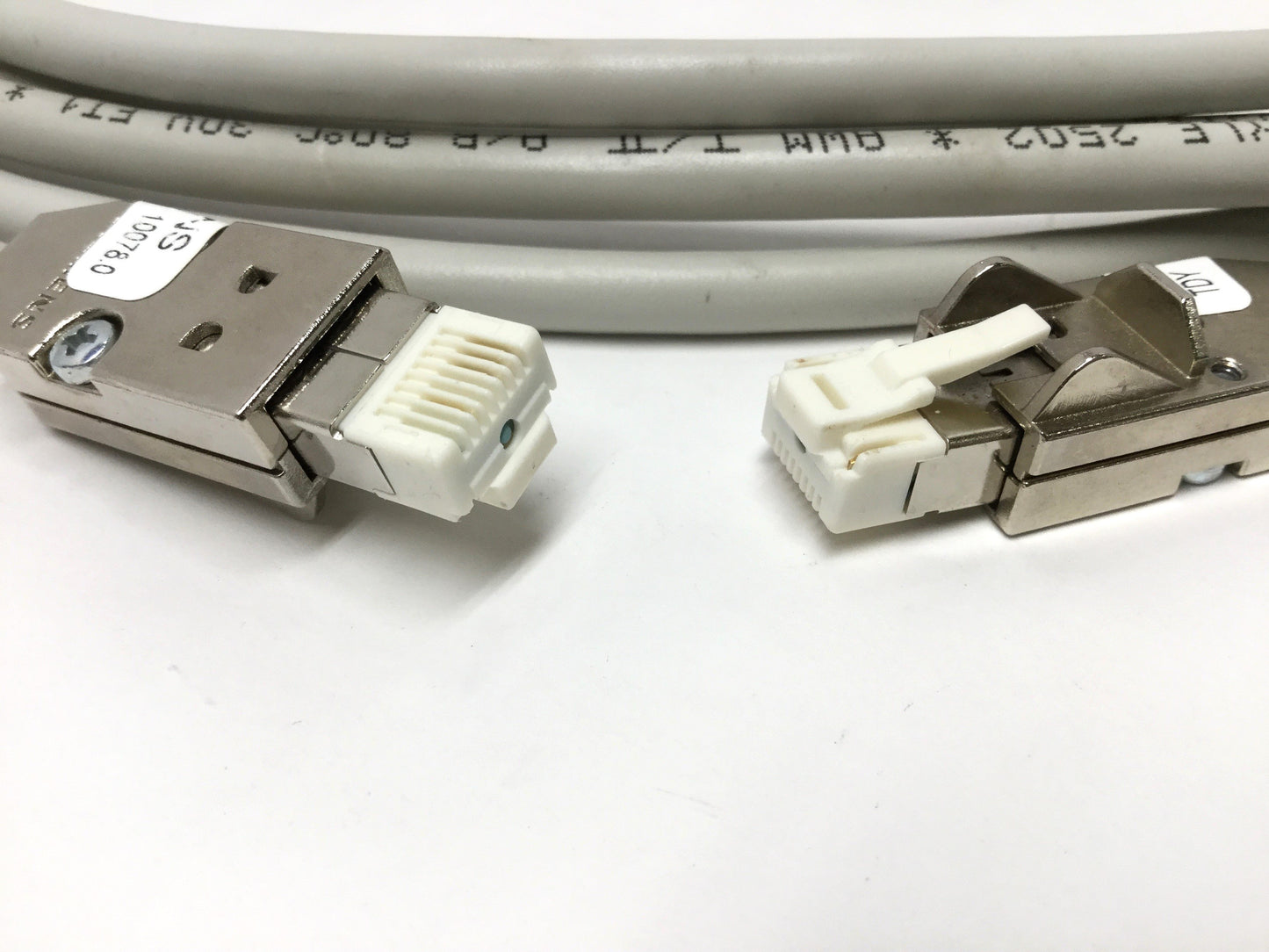 Used Siemens 6FX2002-1DC00-1AE4 DRIVE-CLiQ Signal Cable RJ45 (x2), 4m Length, w/o 24V