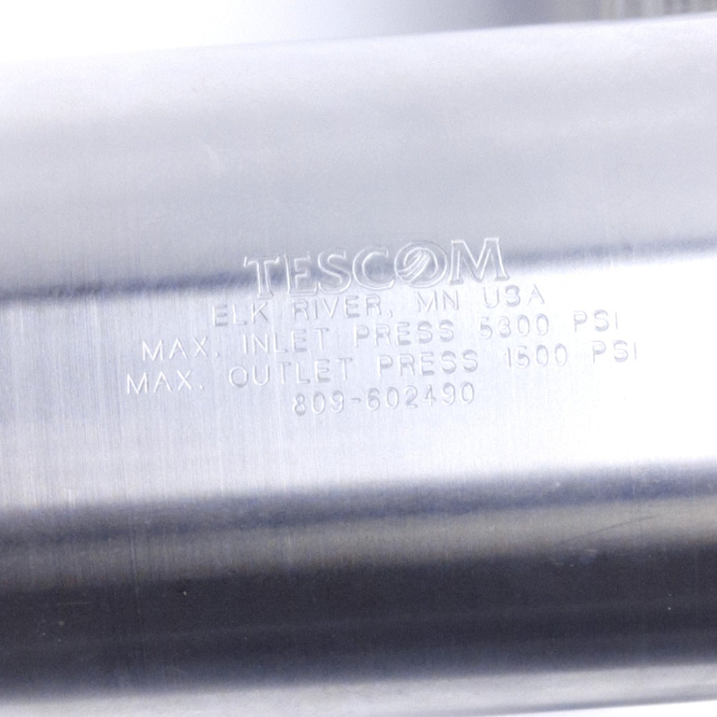 Used Tescom 44-1123-24 Pressure Regulator, 10-1500psig Outlet, 5300psig Inlet