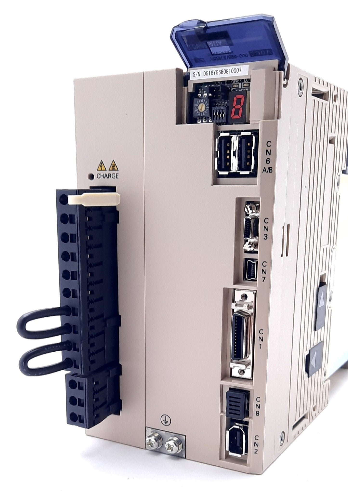 New Yaskawa SGDV-120A11A002000 Servo Drive 3 Phase 170-253VAC 1.5kW 11.6A 28A