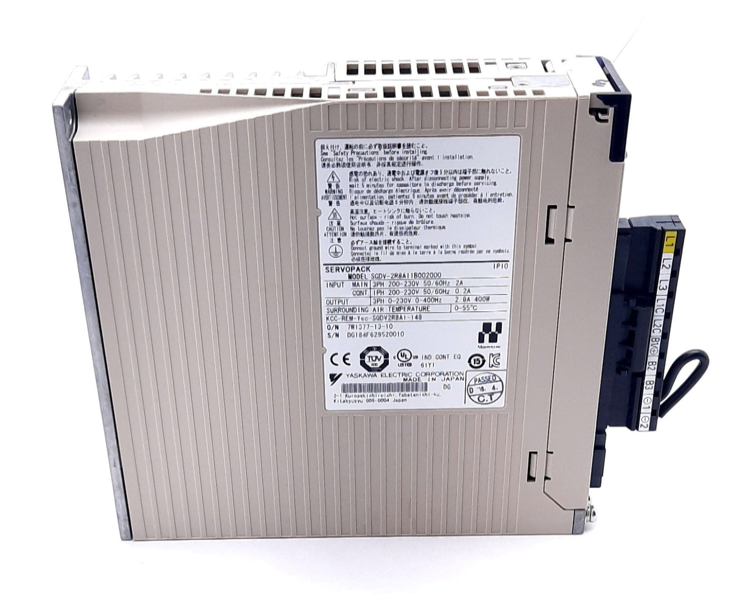 Used Yaskawa SGDV-2R8A11B002000 Servo Drive, 3PH 200-230VAC, 2.8A 400W Output