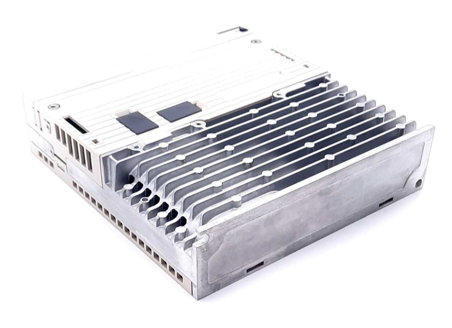 Used Yaskawa SGDV-2R8A11B002000 Servo Drive, 3PH 200-230VAC, 2.8A 400W Output
