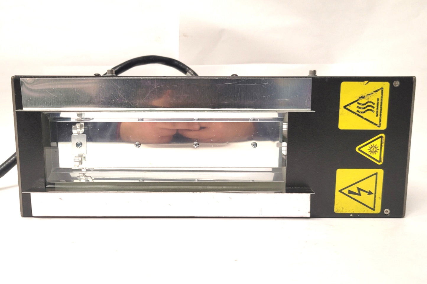 Used Xenon 860-0145 LH-820 Pulsed UV Curing Lamp Housing 10" x 3" 13-15 Joules/Pulse