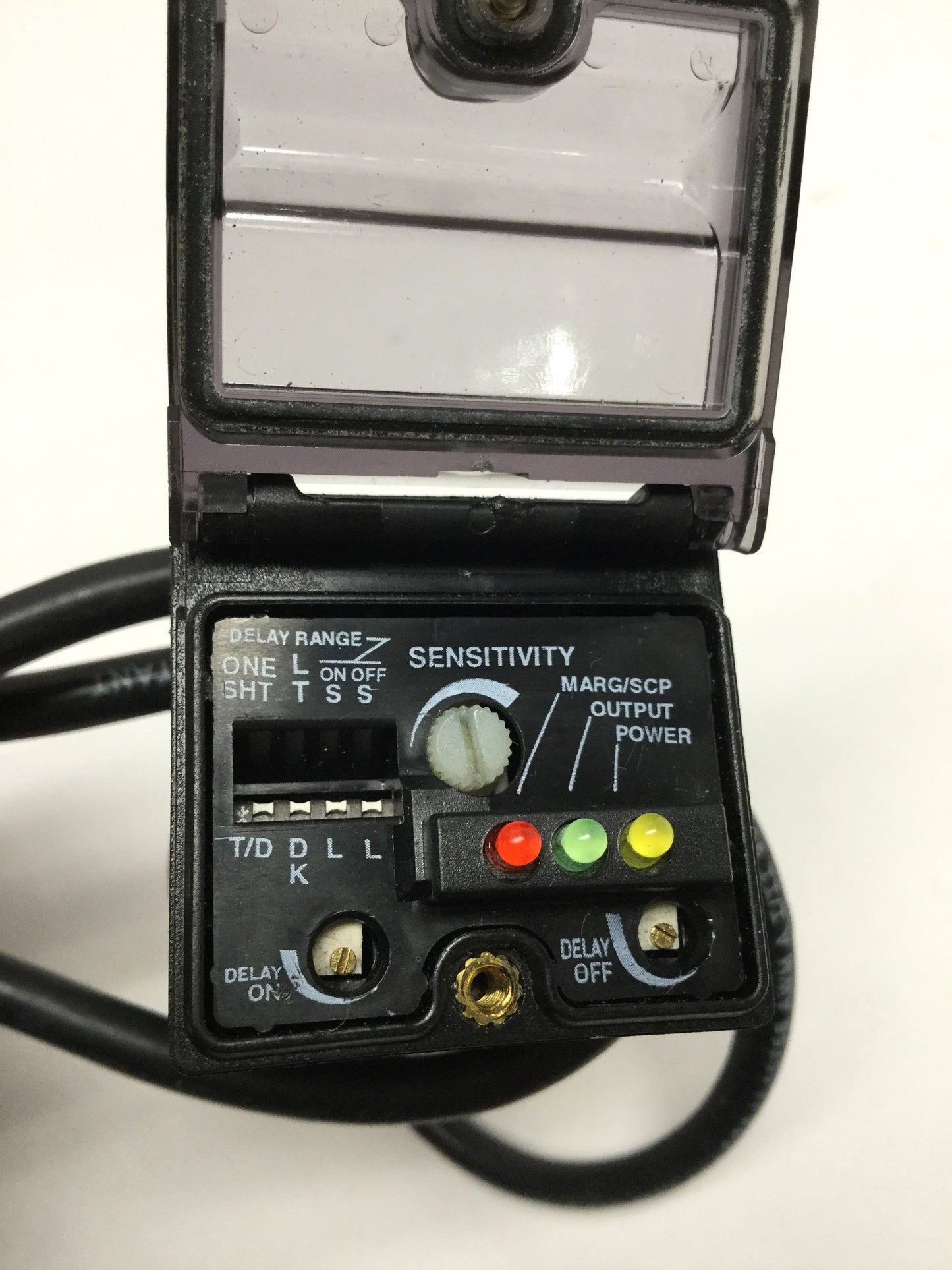 Used Allen Bradley 42GTU-9000 Photoswitch Retroreflective Timing Sensor PNP/NPN 24VDC