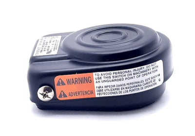 New Linemaster Compact 492-S Foot Switch Momentary Spring Return SPDT 250V, 20A