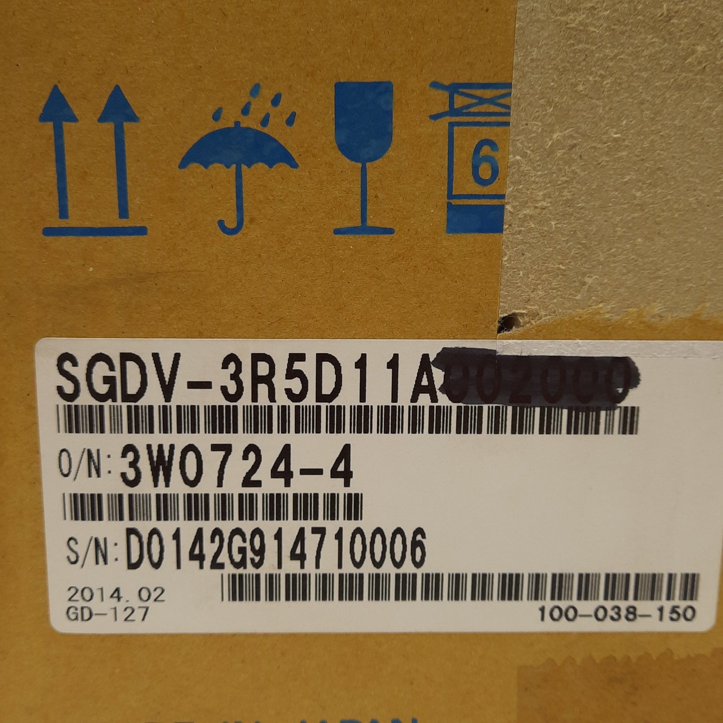 New Yaskawa SGDV-3R5D11A Servopack, 3PH 380-480VAC Input, 3PH 0-480VAC 1kW Output