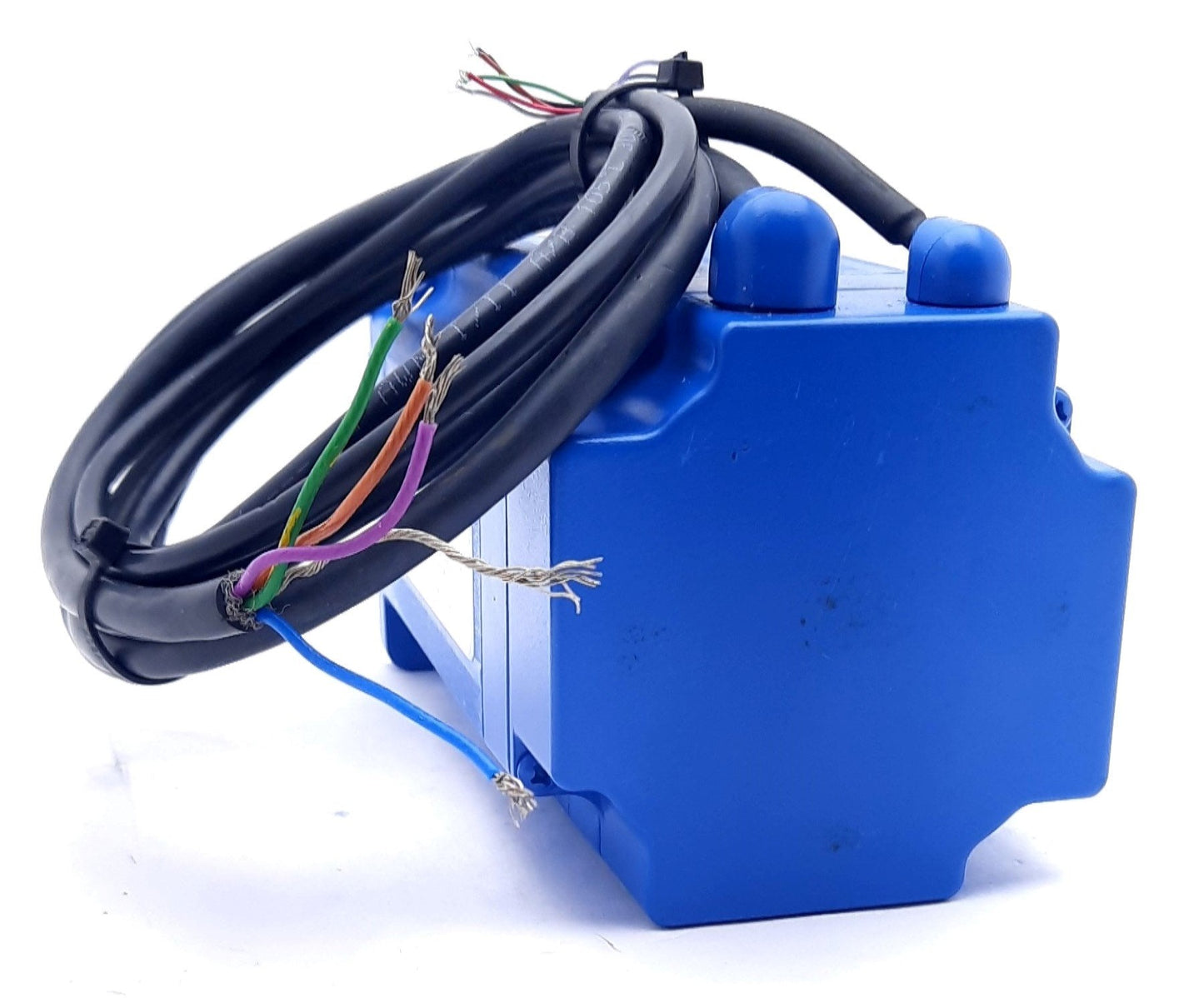 New – Open box Kollmorgen VLM32J-BLNH-00 Brushless Servo Motor 160VDC, 8.43Arms, 0.52kW 3.32Nm