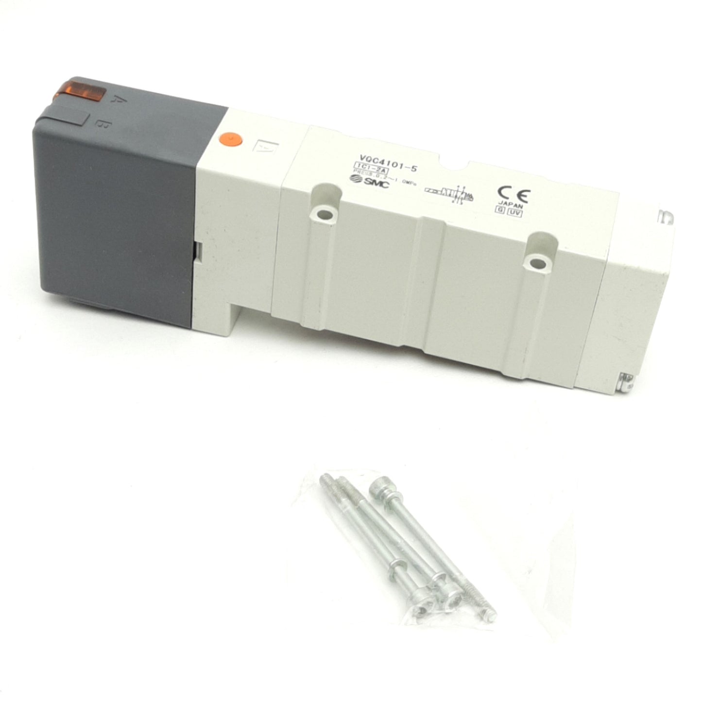 New SMC VQC4101-5 Pneumatic Solenoid Valve Plug-In Assembly 5-Port 2-Pos, 24VDC Coil