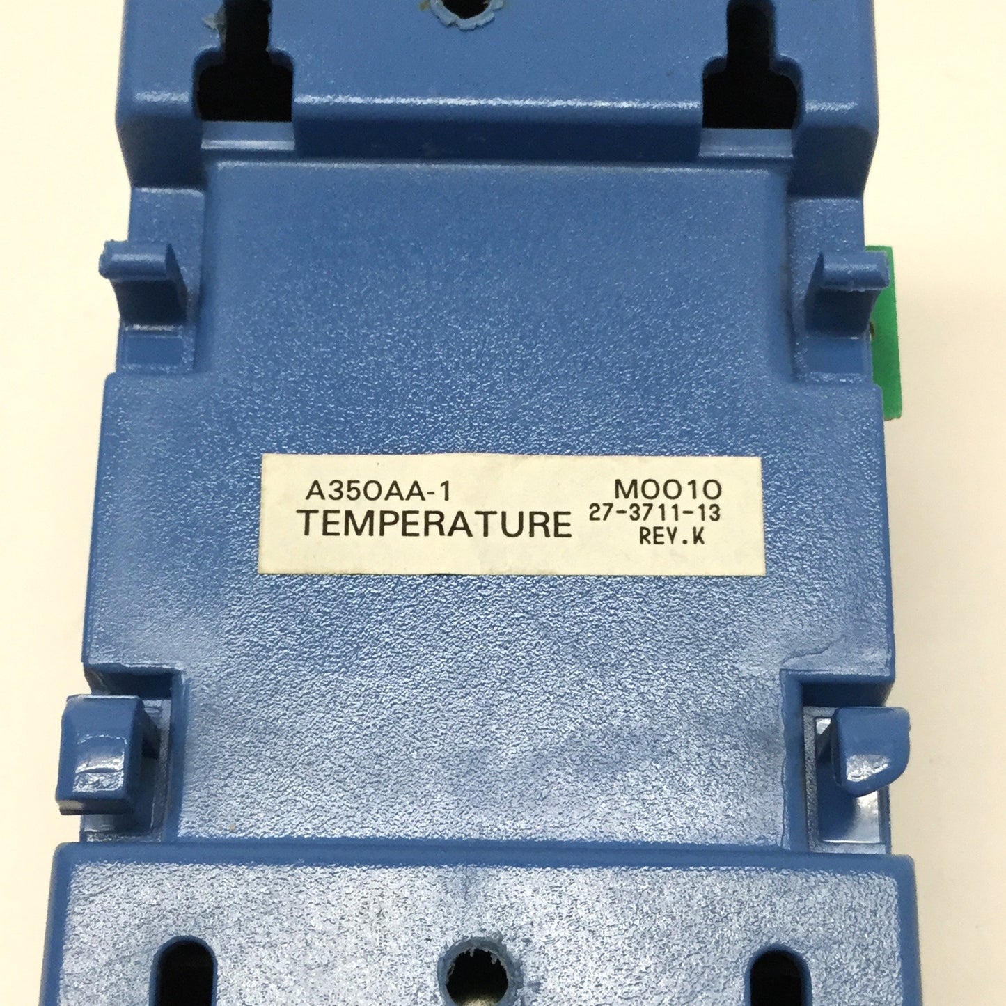 Used Johnson A350AA-1 Temperature Control ON/OFF Switch SPDT -30°F to 130°F, 30° Diff