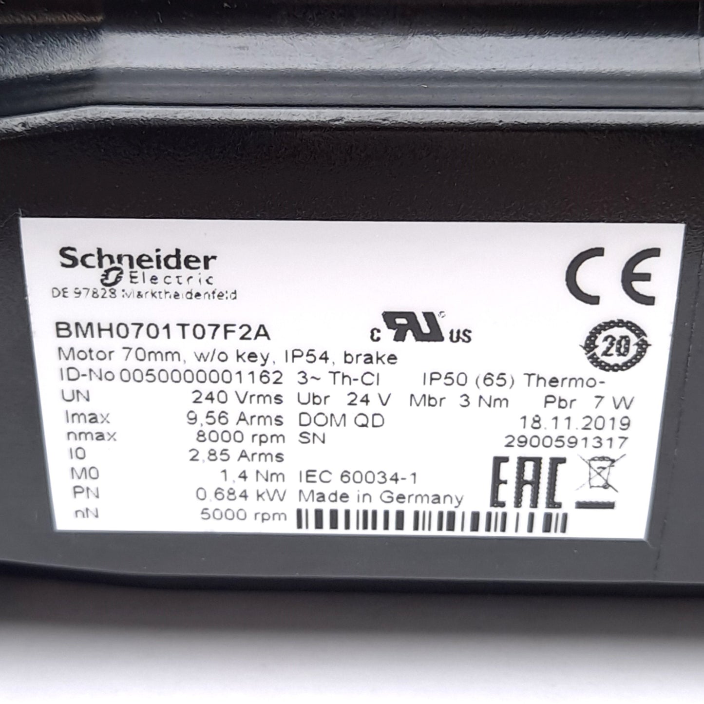New Schneider Electric BMH0702T07F2A Servo Motor, 8000RPM, ø11mm Shaft, 240VAC 3Φ