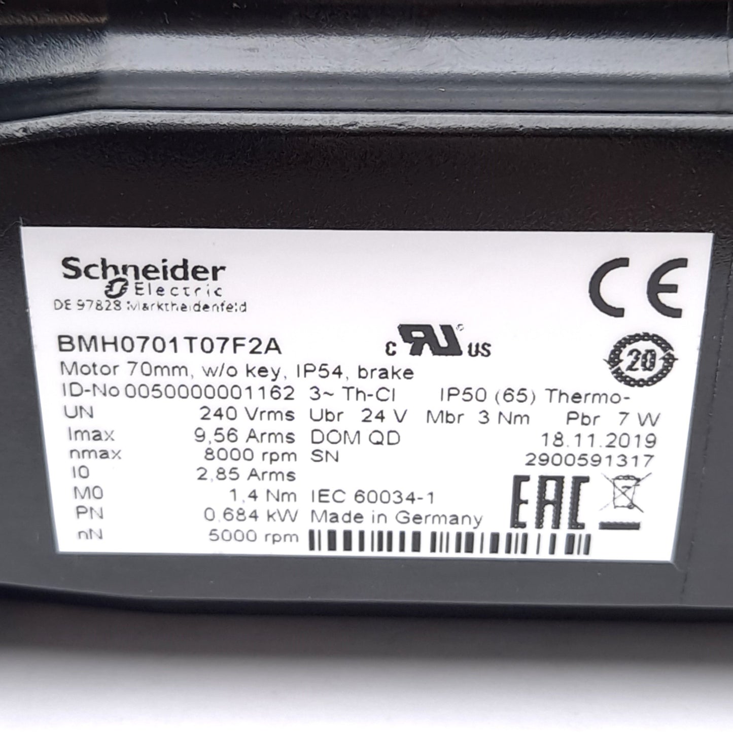 New Schneider Electric BMH0701T07F2A Servo Motor, 8000RPM, ø11mm Shaft, 240VAC 3Φ
