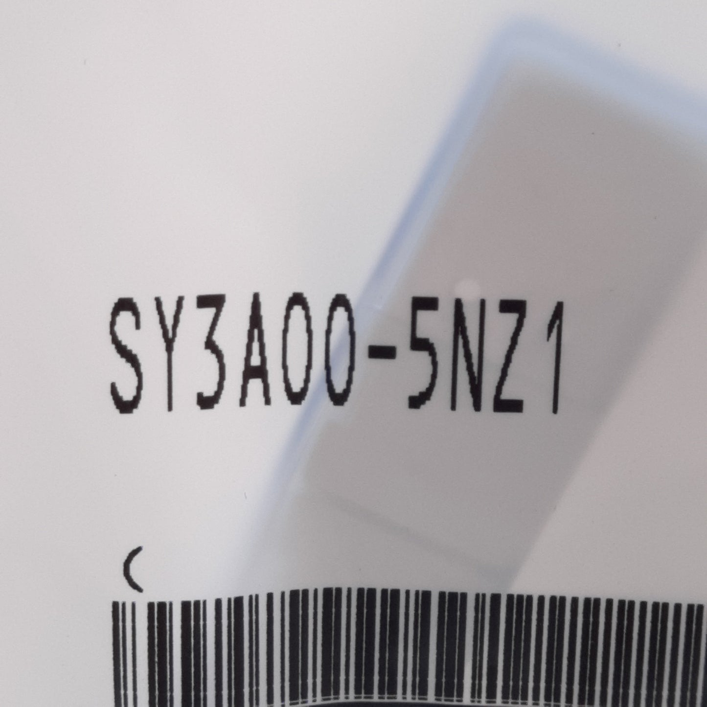 New SMC SY3A00-5NZ1 Solenoid Valve, 4-Position Dual 3-Port NC/NC, 0.7MPa, 24VDC Coil