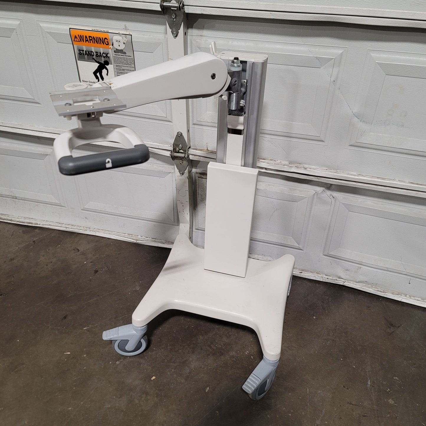 Used GCX RST-0008-07 Fixed Height Roll Cart With VHM-PL Variable Height Locking Arm