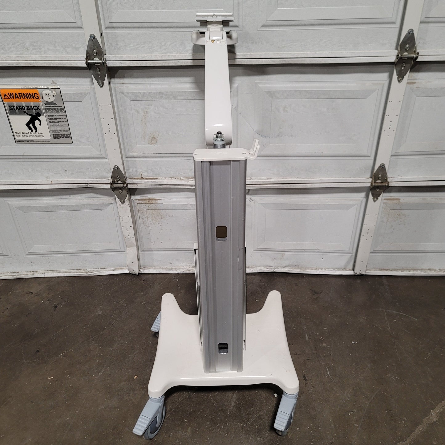 Used GCX RST-0008-07 Fixed Height Roll Cart With VHM-PL Variable Height Locking Arm