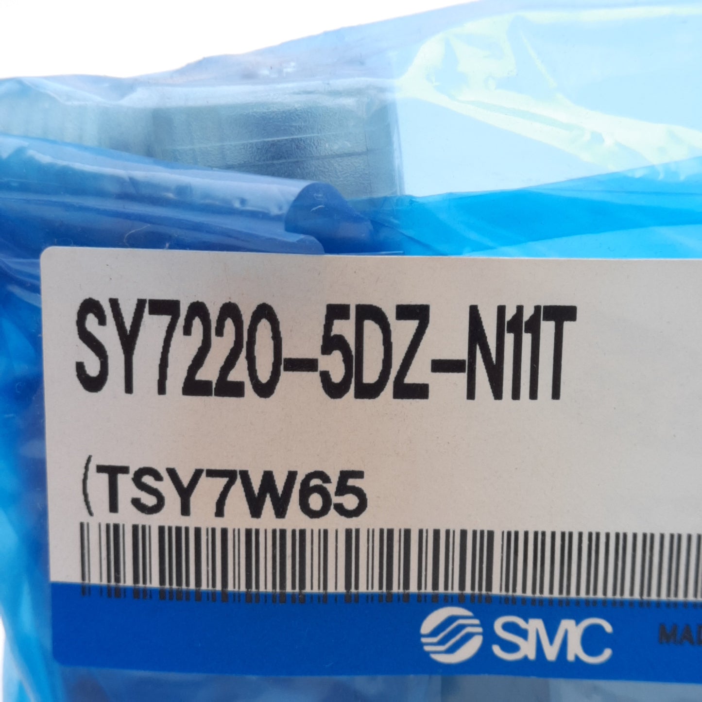 New SMC SY7220-5DZ-N11T Solenoid Valve 2-Position Double ø3/8in One-Touch 24VDC Coil