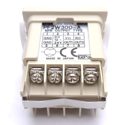 New – Open box SMC PF2W300-A Digital Flow Monitor, NPN, Panel Mount, 12-24VDC, For PF2W5 Sensor
