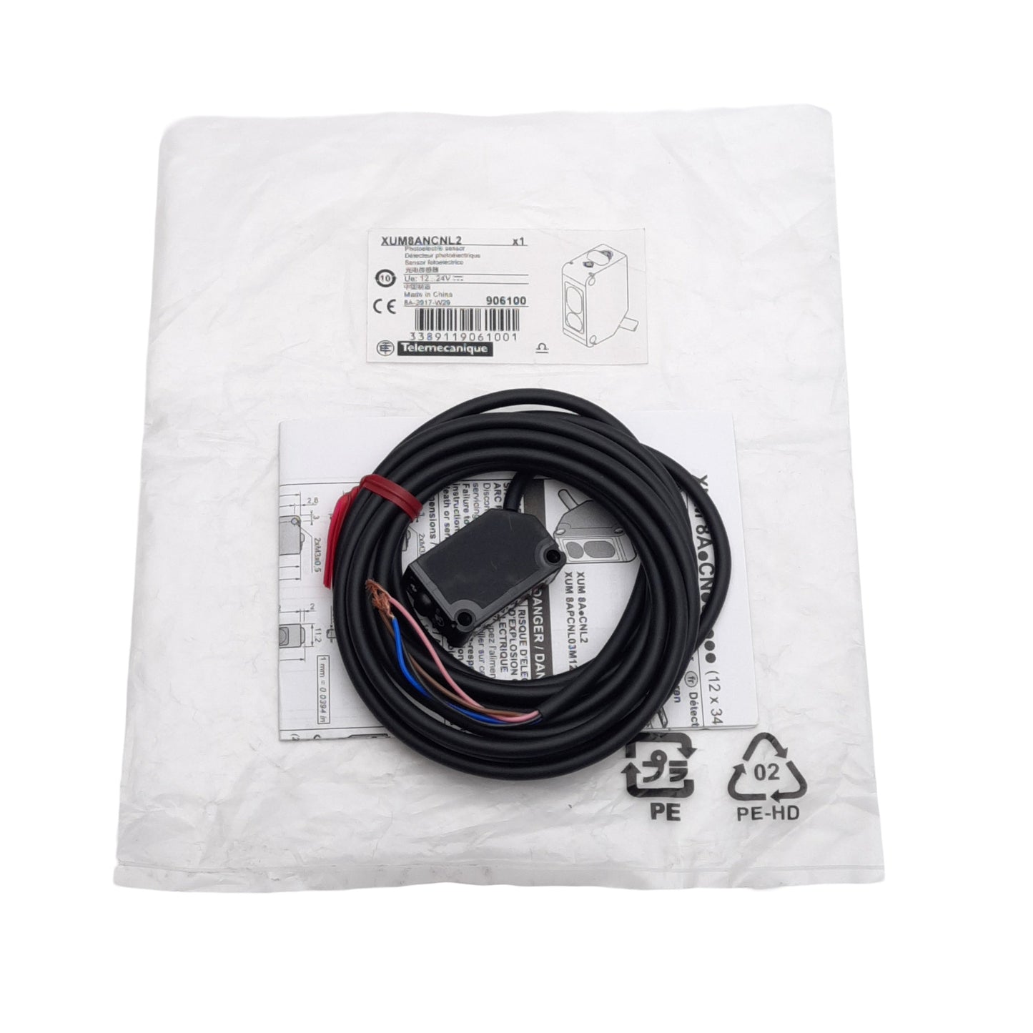 New Telemecanique XUM8ANCNL2 Photoelectric Sensor, NPN, 0.3m Sensing, 12-24VDC