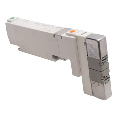 New SMC VQC2300K-51 Solenoid Valve, 3-Position Closed Center, 1.0MPa, 24VDC Coil
