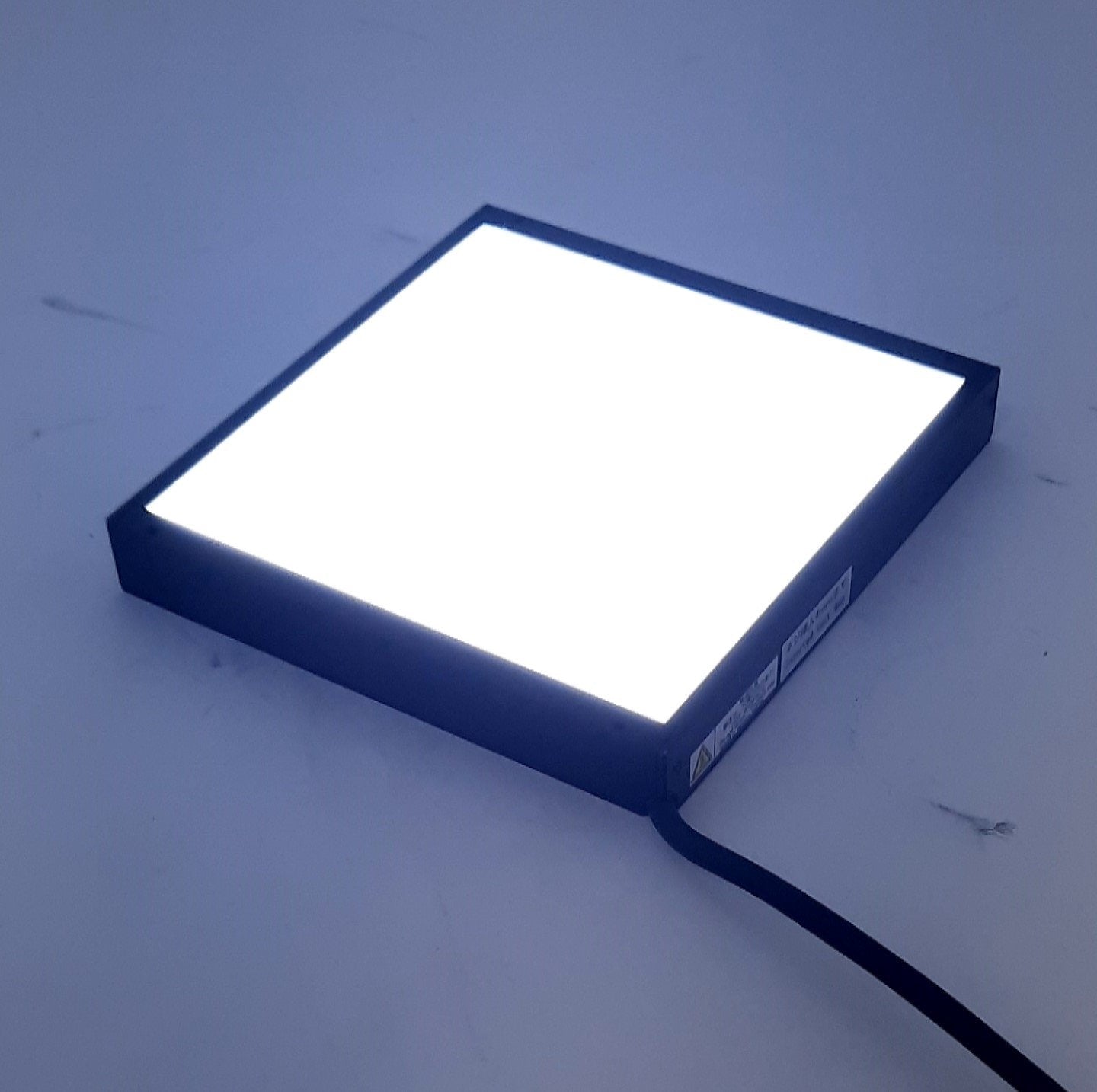 Used CCS OPF-S100x100W-DF Machine Vision Lighting White 12VDC, 13W, 112mmx108mmx15mm