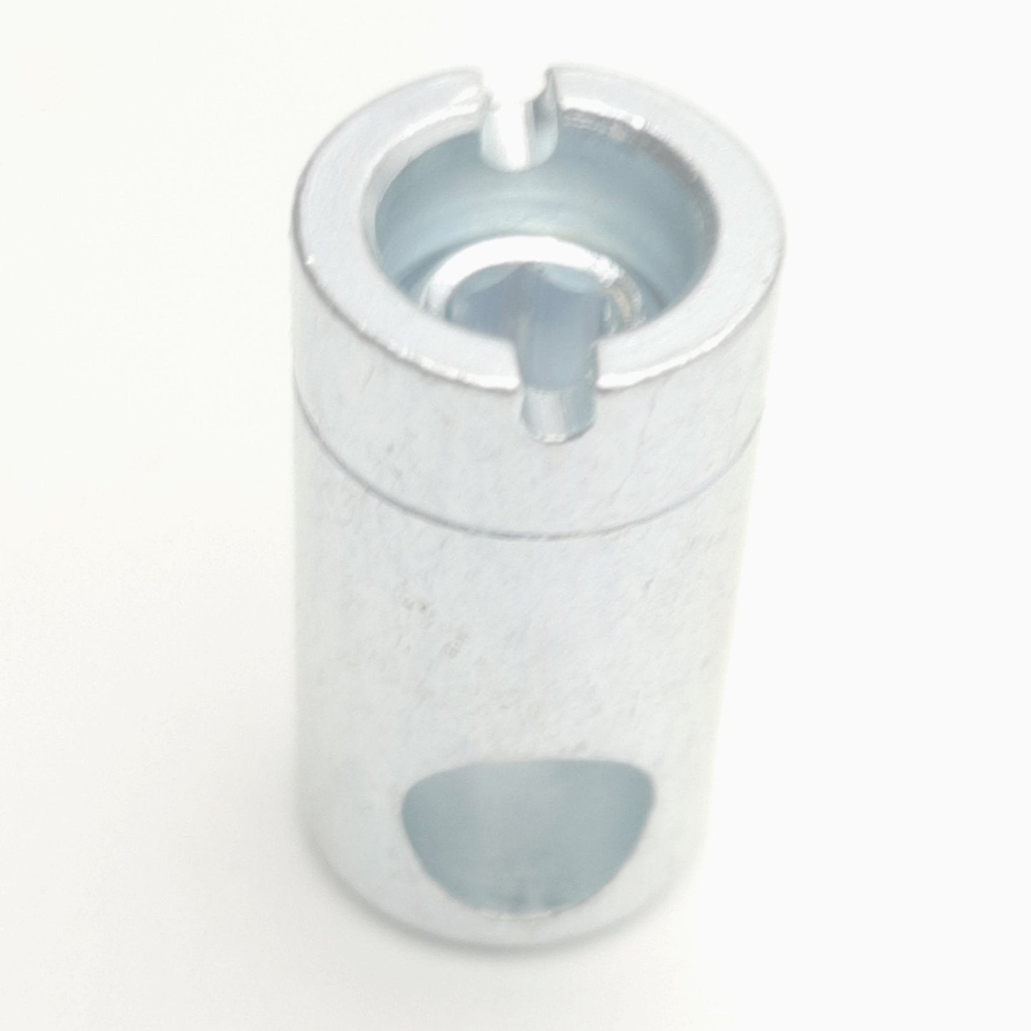 New – Open box Lot of 25 MayTec 2.21.B15.99 Cross Bushing w/ Screw, PG1.5", 25mm Length, ø13mm