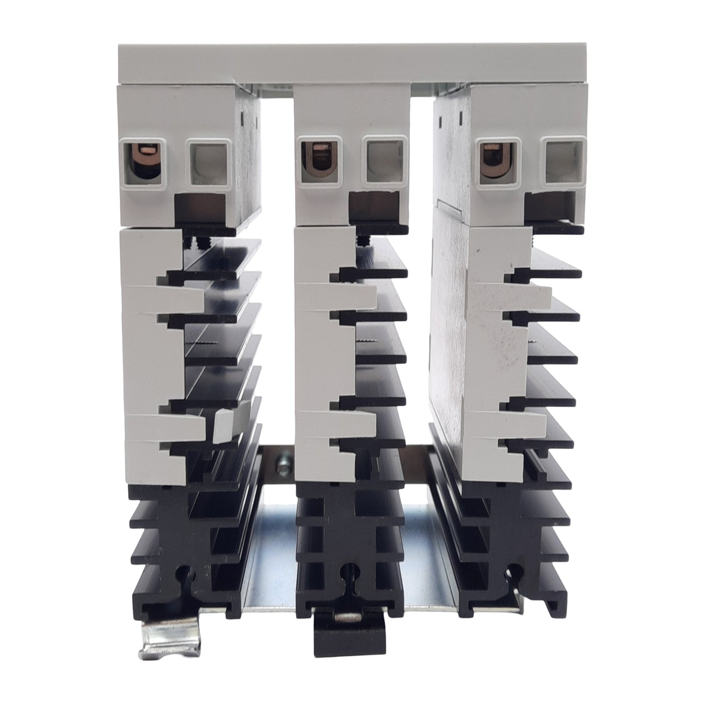 New – Open box Crydom CTRD6025 Solid State Relay, 3PST-NO, 4-32VDC Control, 48-600VAC Line, 25A