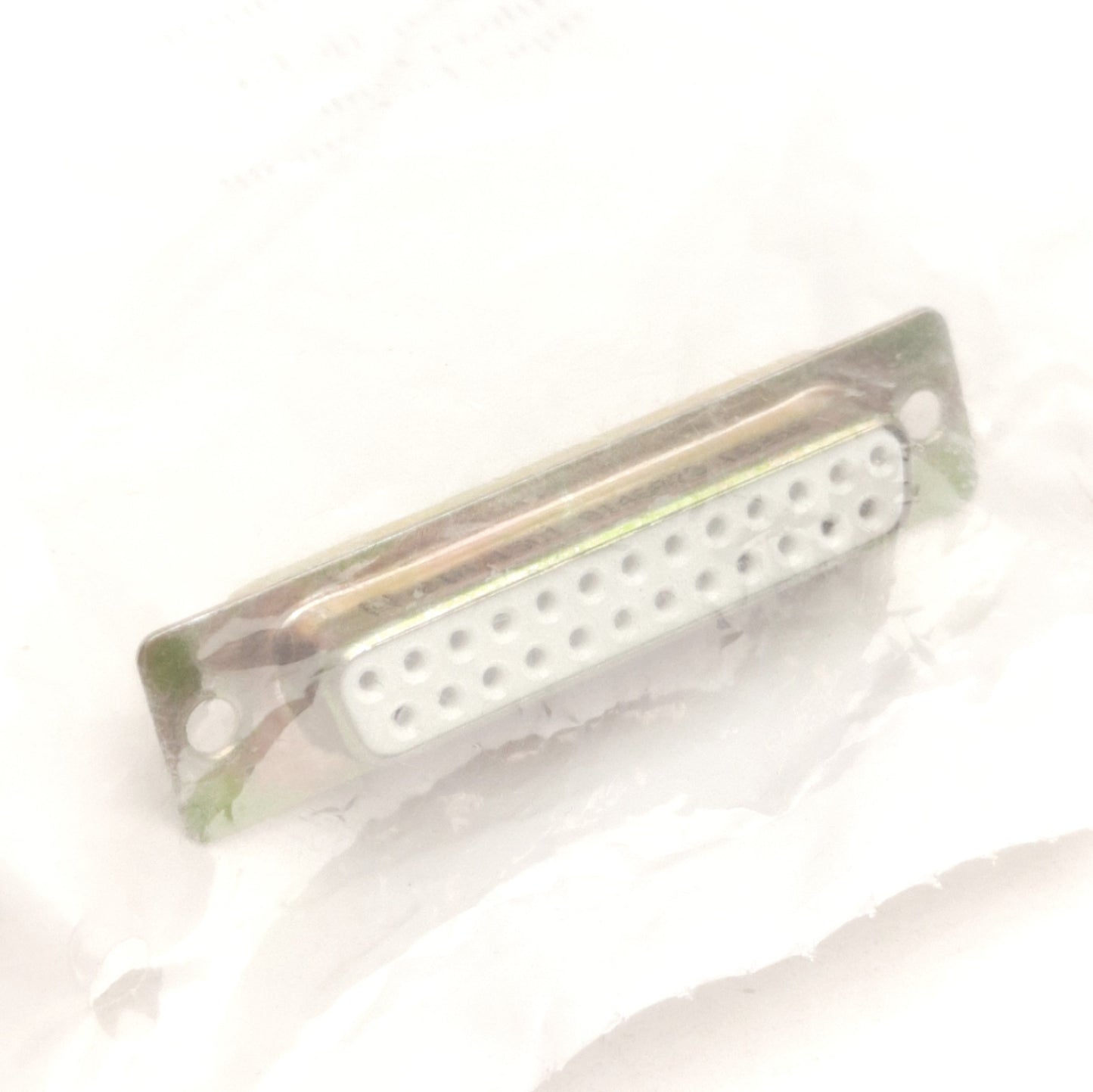 New Lot of 3 Cinch Connectivity DB25S D-Subminiature Connector, 25-Pos Female, DB25F