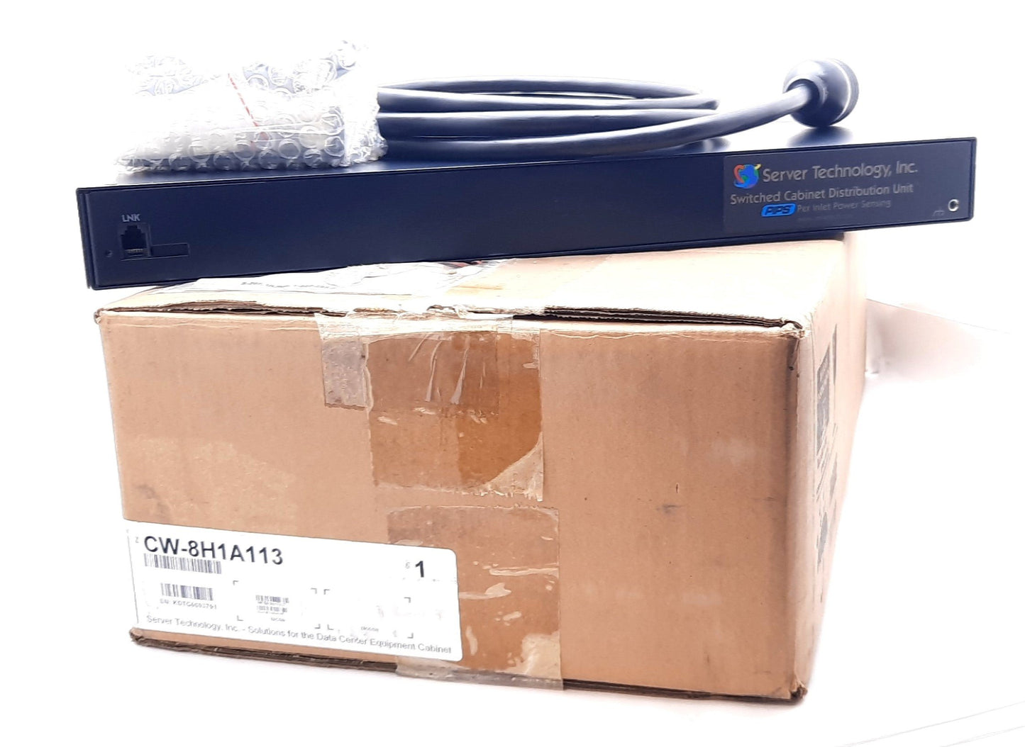 New Server Technology CW-8H1A113 Switched Cabinet Power Distribution Unit 120V, 20A