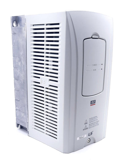 New LS Electric SV0022IS7-4NO Variable Frequency Drive 3 Phase 480VAC 8A 6A