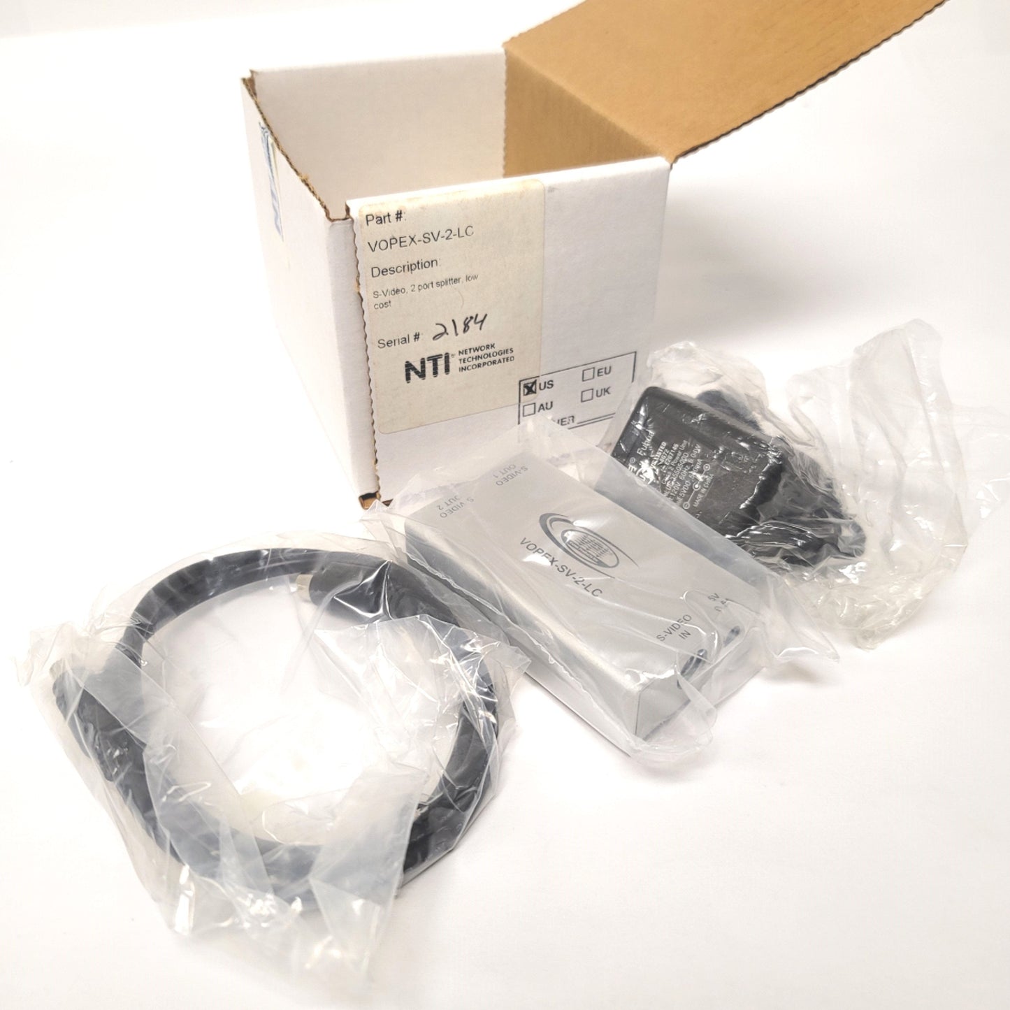 Open box NTI VOPEX-SV-2-LC 2-Port S-Video Splitter, SVGA 800x600, 150MHz, 120VAC