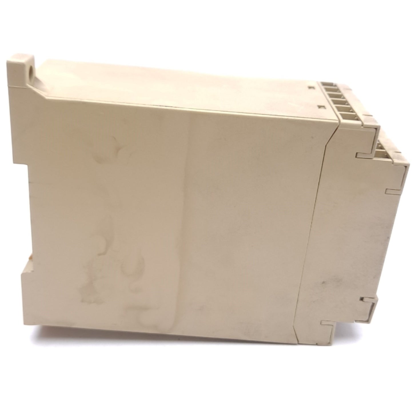 Used Omron G9SA-321-T30 Safety Relay Unit, 24VAC/DC, 3PST-NO, 30-Second Delay