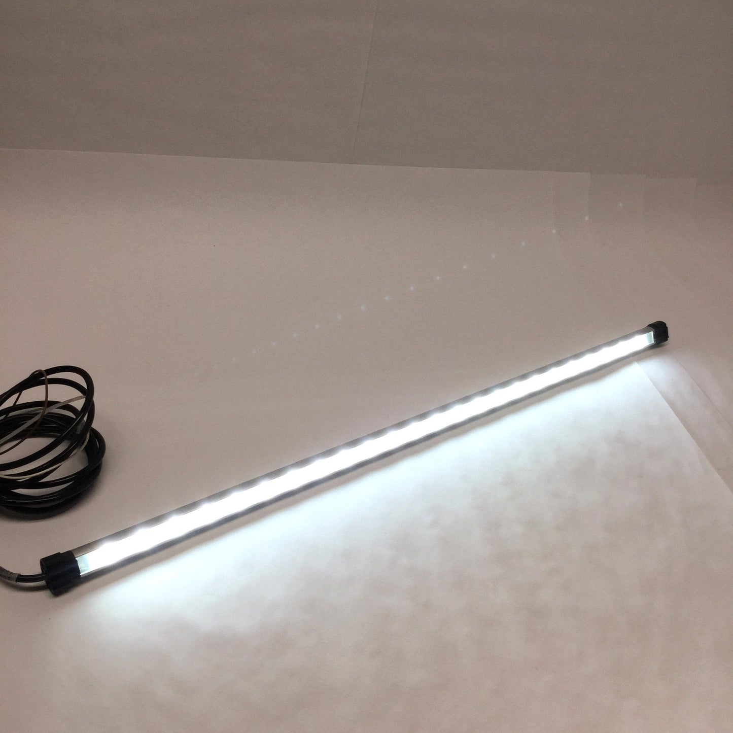 Used Waldmann LIQ 24 SLIM LED Linear Machine Tube Light Fixture 24.25" Long, 24VDC