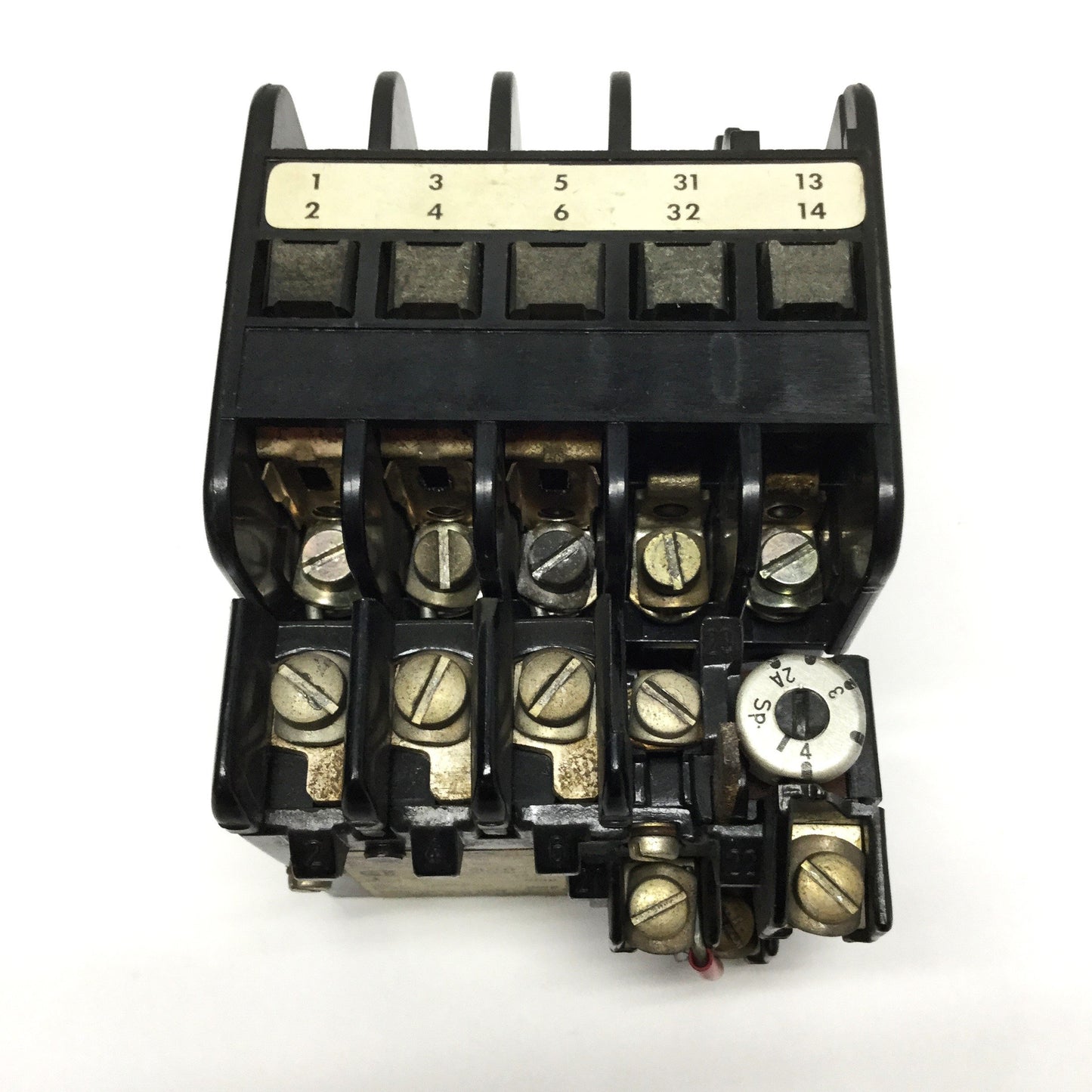 Used Siemens 3TA21 11-0A Motor Starter Contactor 3-Pole 24VAC Coil w/Overload Relay