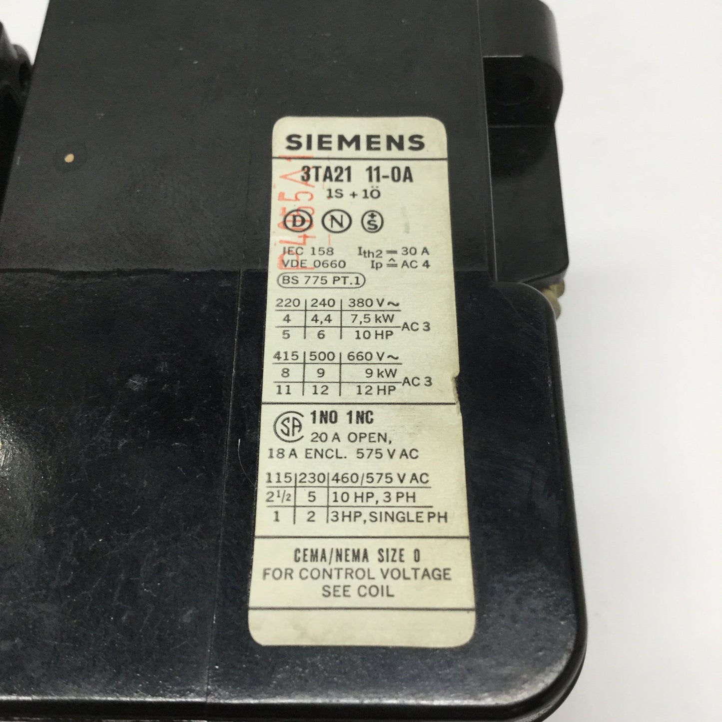 Used Siemens 3TA21 11-0A Motor Starter Contactor 3-Pole 24VAC Coil w/Overload Relay