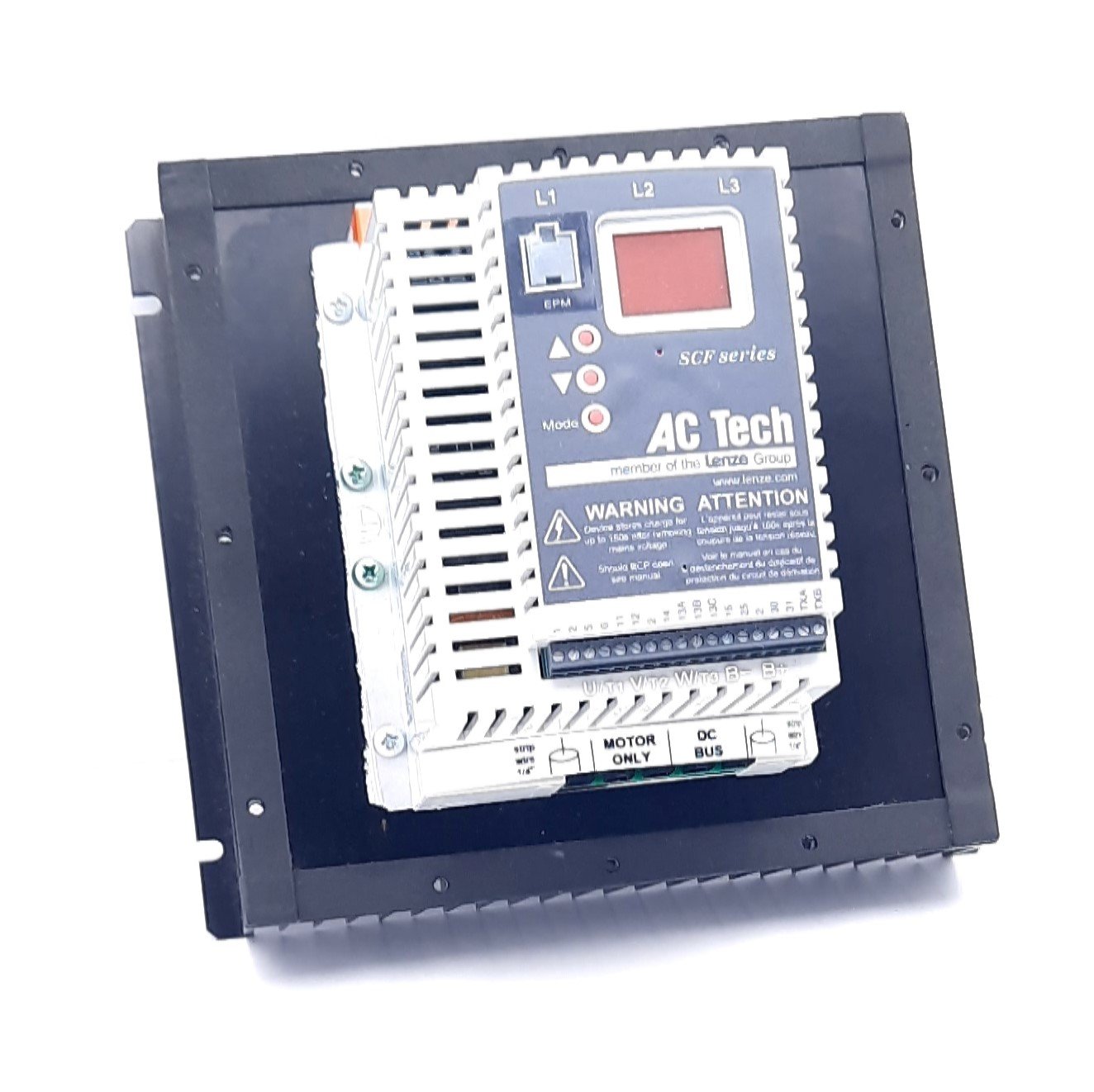 New Lenze SF230YF Frequency Inverter AC Motor Drive 1 or 3 Phase Input 208/240VAC