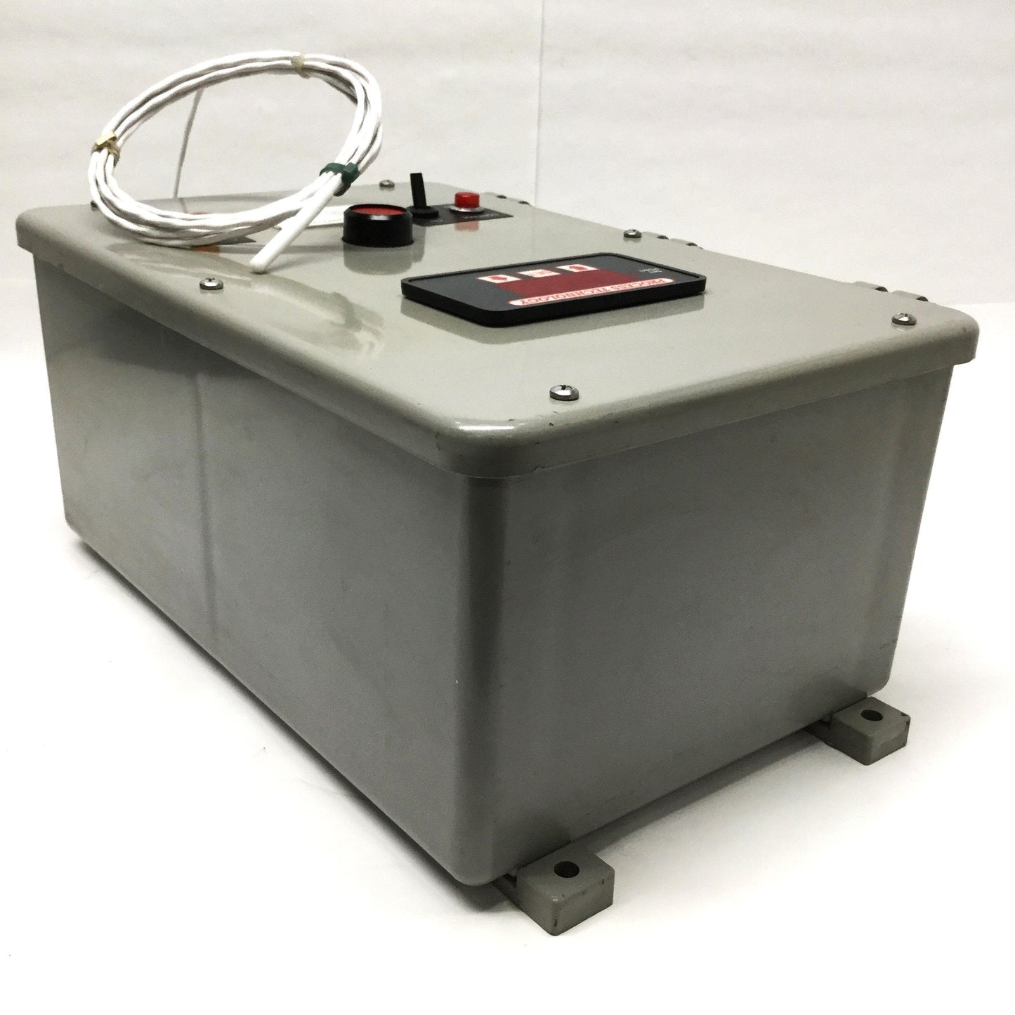 New – Open box Process Technology DME304-PII Temperature Controller, RTD Sensor 24kW 480VAC 30A